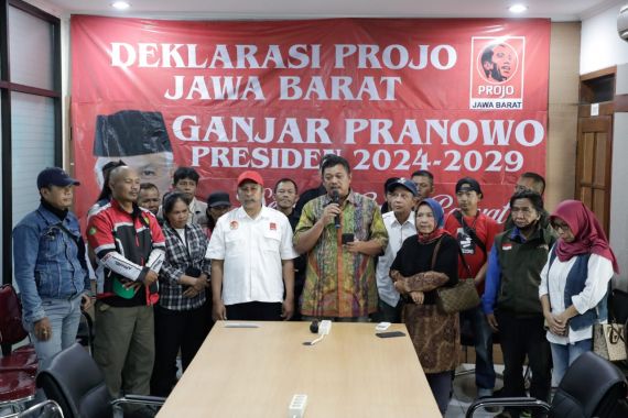 Pendiri Projo Jawa Barat Deklarasikan Dukungan Untuk Ganjar Pranowo - JPNN.COM