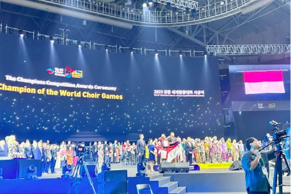 Gitabumi Shine Voice Sabet Medali Emas di World Choir Games 2023 Korea Selatan - JPNN.COM