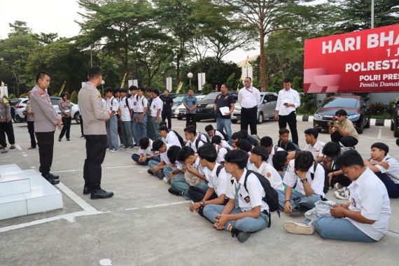 Polisi Gulung Puluhan Pelajar yang Hendak Tawuran di Tangerang - JPNN.COM