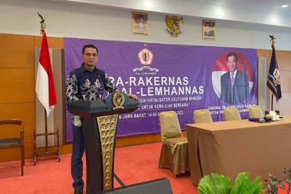 Pengamat Maritim Ungkap Ada Pekerja Rumah Besar untuk Capres-Cawapres yang Terpilih di 2024 - JPNN.COM