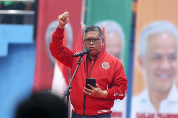 Hadiri Rakerda PDIP Jambi, Hasto Ungkap Bakal Ada Partai yang Merapat Dukung Ganjar - JPNN.COM