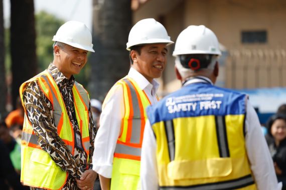 Ada Kaitan Antara Tebakan Rambut Putih dari Jokowi dan Gibran Blusukan Dukung Ganjar - JPNN.COM