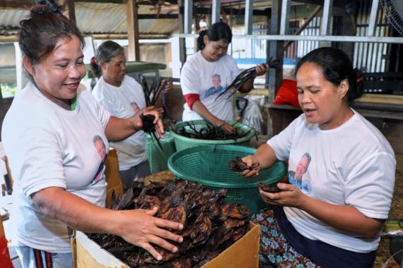 Komunitas Nelayan Dukung Ganjar Beri Edukasi dan Aksi Nyata untuk Masyarakat Pesisir - JPNN.COM