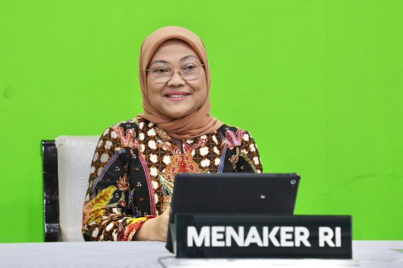 Menaker Ida Dorong Optimalisasi Bonus Demografi Demi Terwujudnya Indonesia Emas 2045 - JPNN.COM