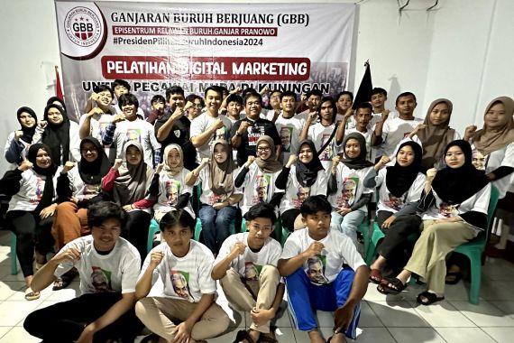 Ganjaran Buruh Gelar Pelatihan Digital Marketing Untuk Pekerja Muda di Kuningan - JPNN.COM