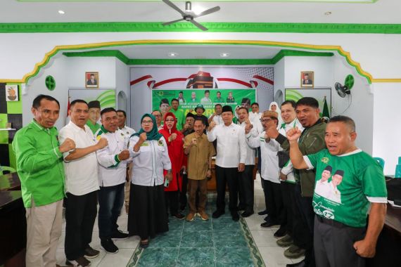 Mardiono Bakar Semangat Para Kader Ketika Kunjungi Kantor DPW PPP Gorontalo - JPNN.COM