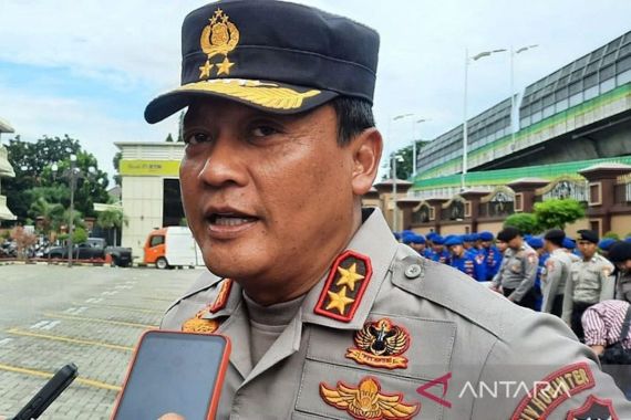 10 Polisi Kawal Ekstradisi Buronan Paling Dicari di Thailand - JPNN.COM