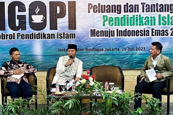 HNW Paparkan Peluang dan Tantangan Pengembangan Madrasah Menuju Indonesia Emas 2045 - JPNN.COM