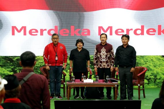 Sekjen PDIP Sebut Tragedi Kudatuli Mengingatkan Pemimpin yang Tangannya Berlumuran Darah - JPNN.COM