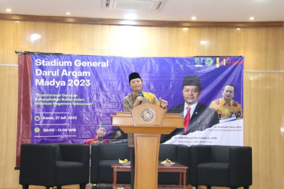 Pesan Hidayat Nur Wahid Kepada Kader IMM Jaksel: Selamatkan Bonus Demografi! - JPNN.COM