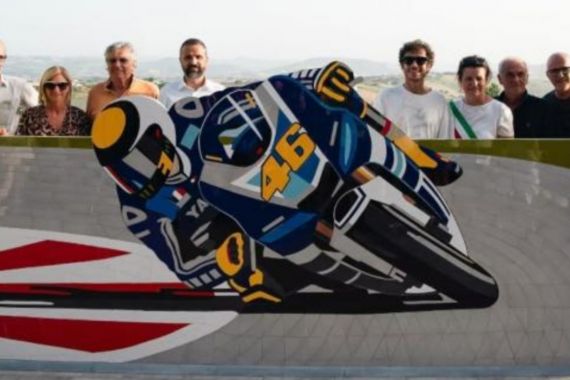 Daya Tarik Valentino Rossi Bagi Pencinta MotoGP, Dari Museum Hingga Mozaik Keramik - JPNN.COM