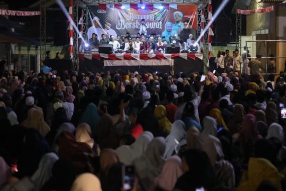 Gardu Ganjar Bersama Warga Menggelar Kemuning Bersholawat di Kabupaten Tangerang - JPNN.COM