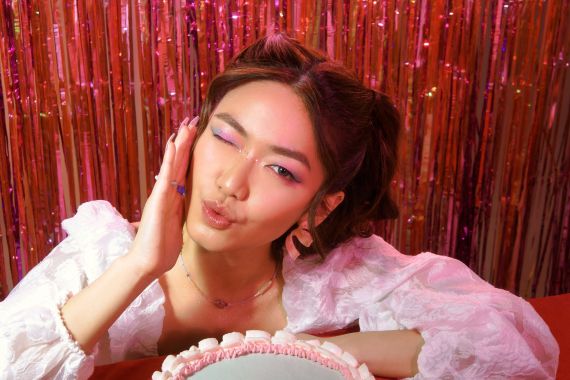 Elma Dae Hadirkan Lagu 'Tapi Sayangnya' dalam 3 Bahasa - JPNN.COM
