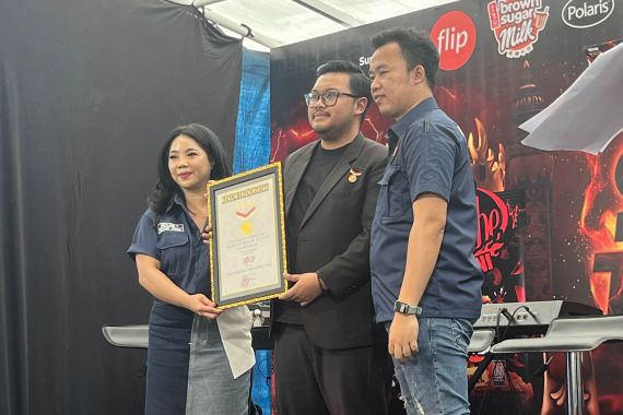 BonCabe Pecahkan Rekor MURI sebagai Makanan Ringan Terpedas di Indonesia - JPNN.COM