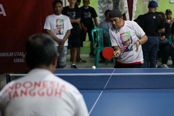 Ganjar Muda Padjadjaran Bikin Turnamen Tenis Meja di Karawang - JPNN.COM