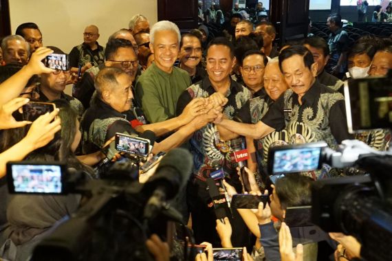 Visi Hankamnas Ganjar Pranowo Sangat Maju, Purnawirawan TNI-Polri Kompak Beri Dukungan - JPNN.COM