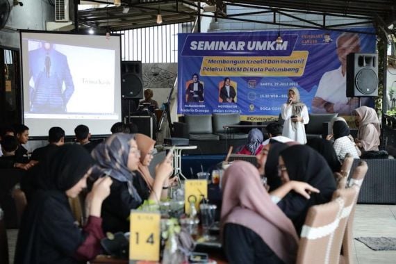 Tumbuhkan Kreativitas dan Inovasi Milenial Palembang, Crivisaya Ganjar Gelar Seminar UMKM - JPNN.COM