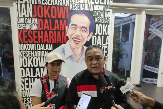 Benny Rhamdani Sebut Rocky Gerung Pengecut, Ini Sebabnya - JPNN.COM