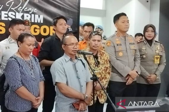 Permintaan Keluarga Anggota Densus 88 yang Ditembak Mati Rekannya - JPNN.COM