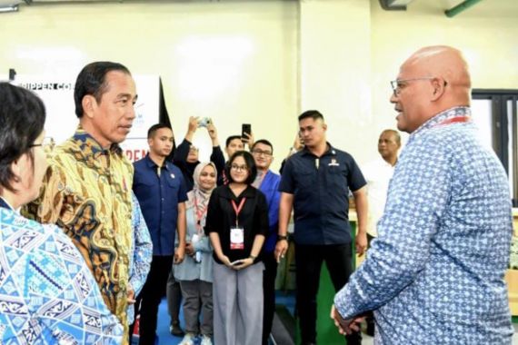 Kehadiran Presiden Jokowi Memberikan Semangat bagi Peserta Festival UMKM Merdeka - JPNN.COM