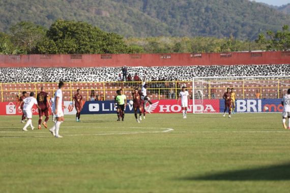 PSM Makassar Takluk dari Persik Kediri, Bernardo Tavaras Meminta Maaf - JPNN.COM