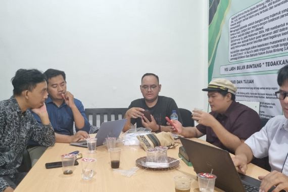 Gegara Kasus ini, Tim Advokasi Bulan Bintang Uji Pasal Kewenangan KPK ke MK - JPNN.COM