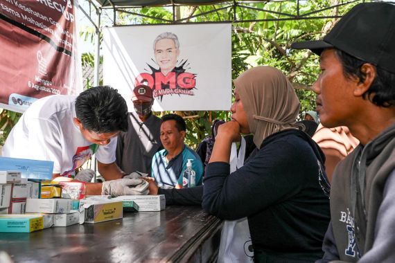 Orang Muda Ganjar Beri Layanan Pemeriksaan Kesehatan Gratis di Lombok Tengah - JPNN.COM