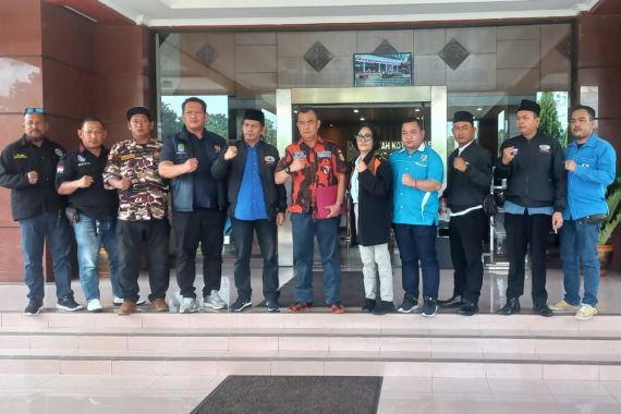 Pemkot Bekasi Dinilai Tidak Mengakomodasi Organisasi Kepemudaan di Kecamatan Pondok Gede - JPNN.COM