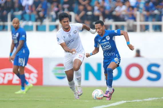 PSIS vs Arema FC: Singo Edan Belum Lepas dari Kutukan, Pelatih Soroti Ini - JPNN.COM