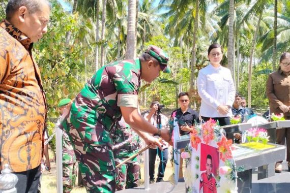Brigjen Dody: Jangan Pernah Melupakan Perjuangan Prajurit TNI di Poso - JPNN.COM