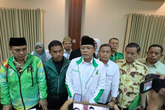 Mardiono Pastikan PPP Solid Mengusung Ganjar, Tak Ada Pikiran Keluar Koalisi - JPNN.COM