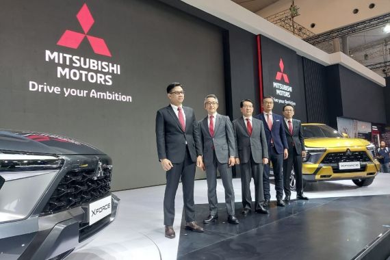 Mitsubishi XForce Memulai Debut Dunia di GIIAS 2023, Harga Rp 400 Jutaan - JPNN.COM