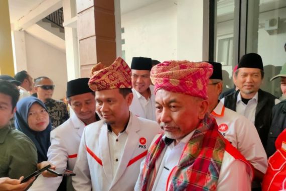 Presiden PKS Yakin Anies akan Bijak Menentukan Cawapres - JPNN.COM