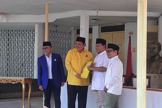 PAN dan Golkar Bergabung ke KKIR, Siapa Cawapres Prabowo? - JPNN.COM
