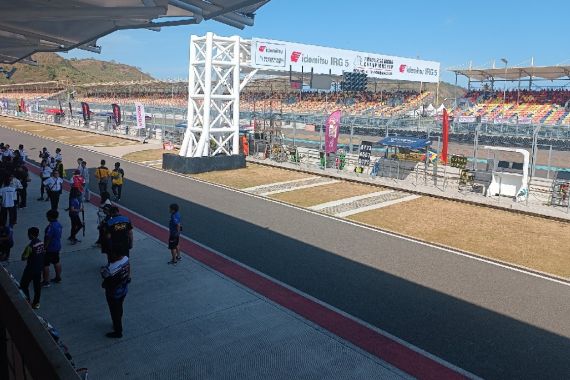 FIM Asia Jelaskan Alasan Dihentikannya Final Race ARRC ASB1000 di Mandalika - JPNN.COM