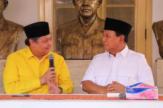 Bisa Lanjutkan Kepemimpinan Jokowi, Airlangga Dinilai Cocok Jadi Cawapres Prabowo - JPNN.COM