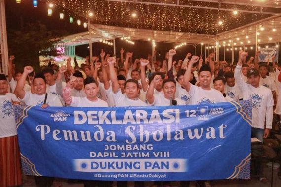 Ratusan Pemuda Shalawat Jombang Menyatukan Suara Mendukung PAN di Pemilu 2024 - JPNN.COM