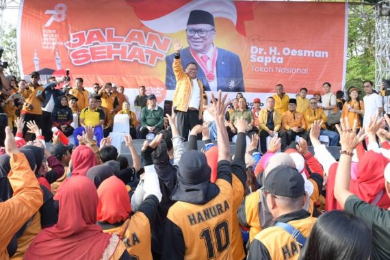 OSO: Jadikan Peringatan HUT RI Sebagai Momentum Membangun Kebersamaan - JPNN.COM