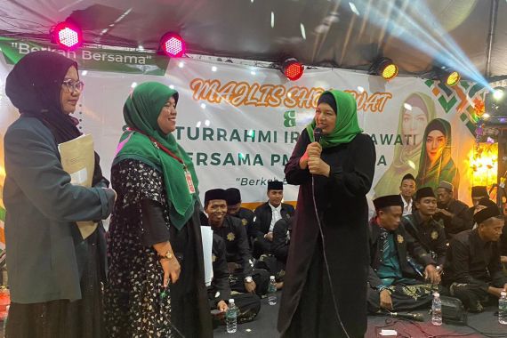 Bacaleg DPR RI Sintawati Menggelar Silaturahmi dengan PMI di Malaysia - JPNN.COM