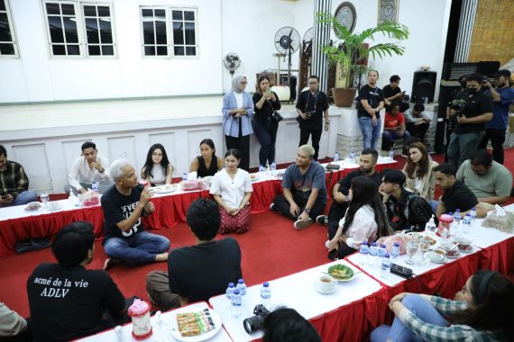 Ganjar Pranowo Jawab Harapan Anak Muda Tentang Masa Depan - JPNN.COM