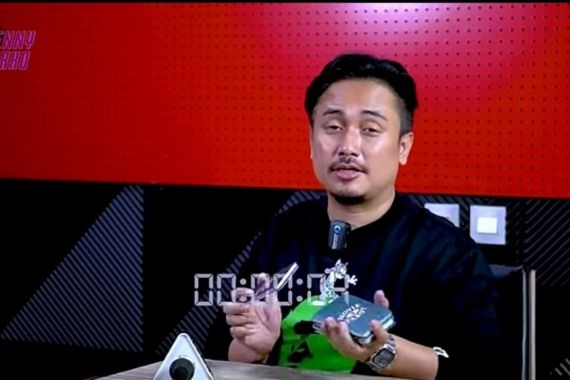 Ramalan Denny Darko Soal Hubungan Fuji dan Asnawi - JPNN.COM