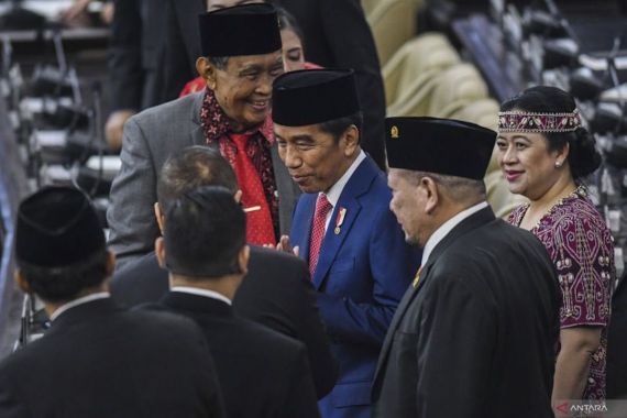 Diumumkan Jokowi, Gaji ASN, TNI dan Polri Diusulkan Naik 8 Persen, Pensiunan 12 Persen - JPNN.COM