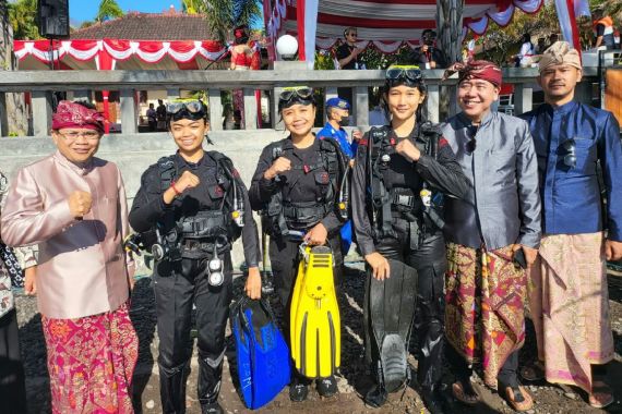 Kibarkan Merah Putih, Kemendikbudristek Siapkan Wisata Bawah Laut - JPNN.COM