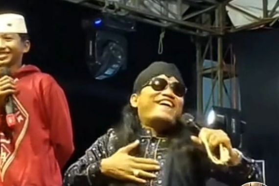 Viral Video Santri Idolakan Prabowo Subianto, Gus Miftah: Itu Calon Presidenku - JPNN.COM