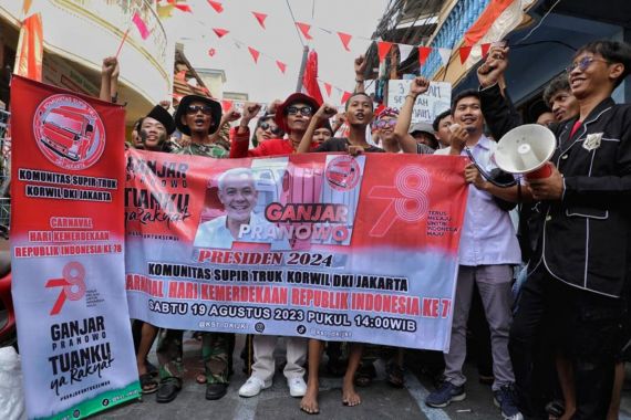 Komunitas Sopir Truk Pendukung Ganjar Menggelar Karnaval di Jakarta Pusat - JPNN.COM