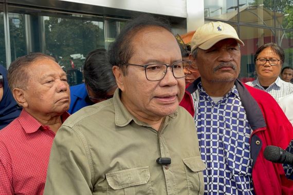 Rizal Ramli dan Amien Rais ke KPK Cuma Gimik, Laporan tentang Jokowi Sebatas Kata, Oalah - JPNN.COM
