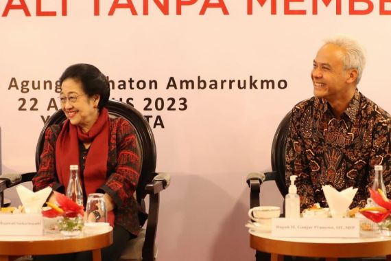 Hadir di Yogyakarta, Para Akademisi dan Guru Mendeklarasikan Diri Dukung Ganjar - JPNN.COM