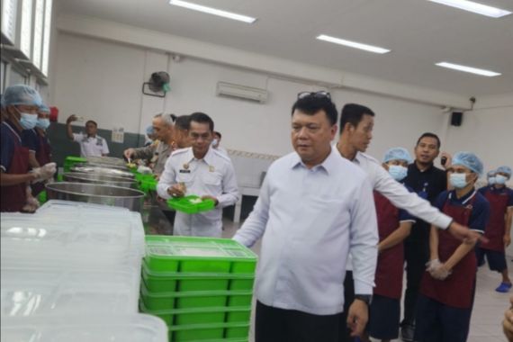 Resmikan Dapur Ruci Sehati Rutan Cipinang, Dirjenpas Sebut Perlu Ditiru - JPNN.COM