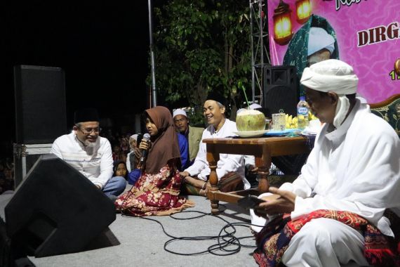 Marta Yandry Dapat Doa Khusus dari Habib Sulthon Badar - JPNN.COM