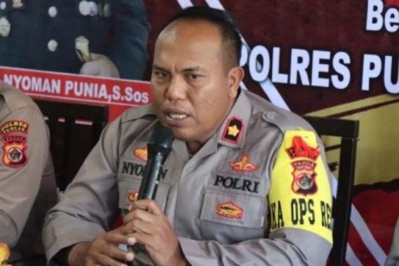 KKB Berulah Lagi, Tembak Warga dan Bakar Gudang Beras di Puncak Papua Tengah - JPNN.COM